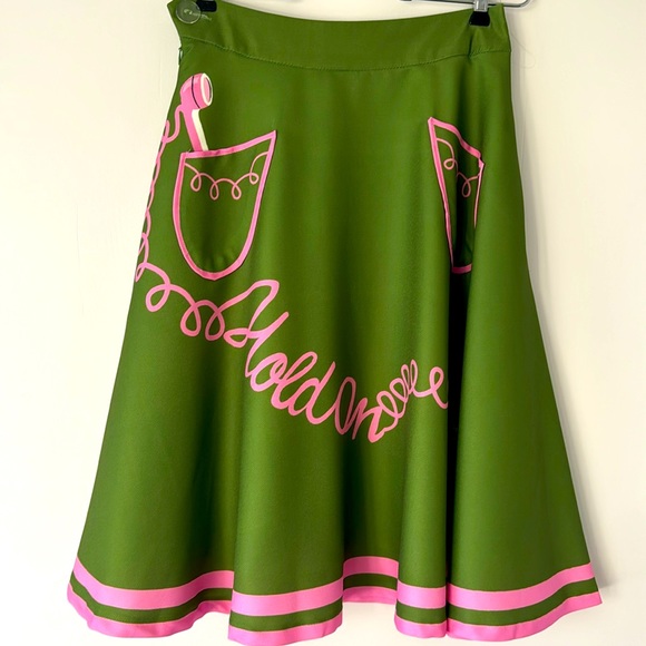 KISSING CHARLIE HOLD ON CIRCLE SKIRT IN GREEN AND PINK - Picture 4 of 7
